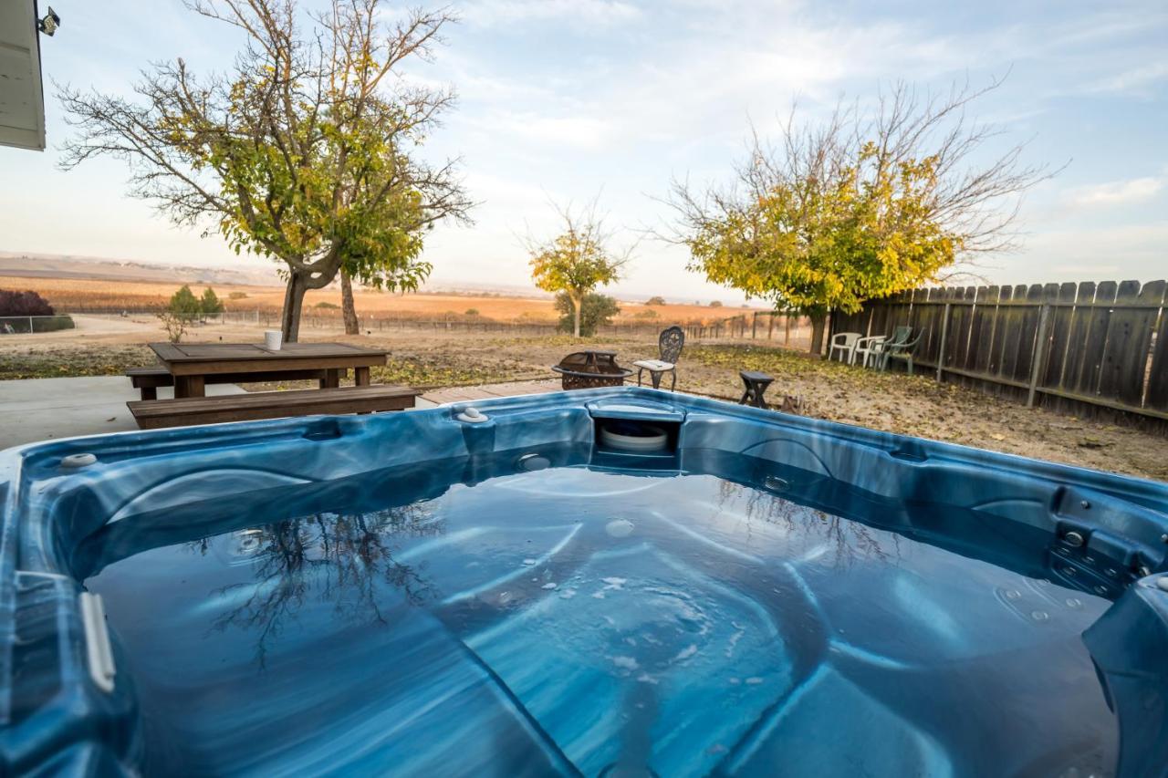 Vino View Farmhouse Villa Paso Robles Eksteriør billede